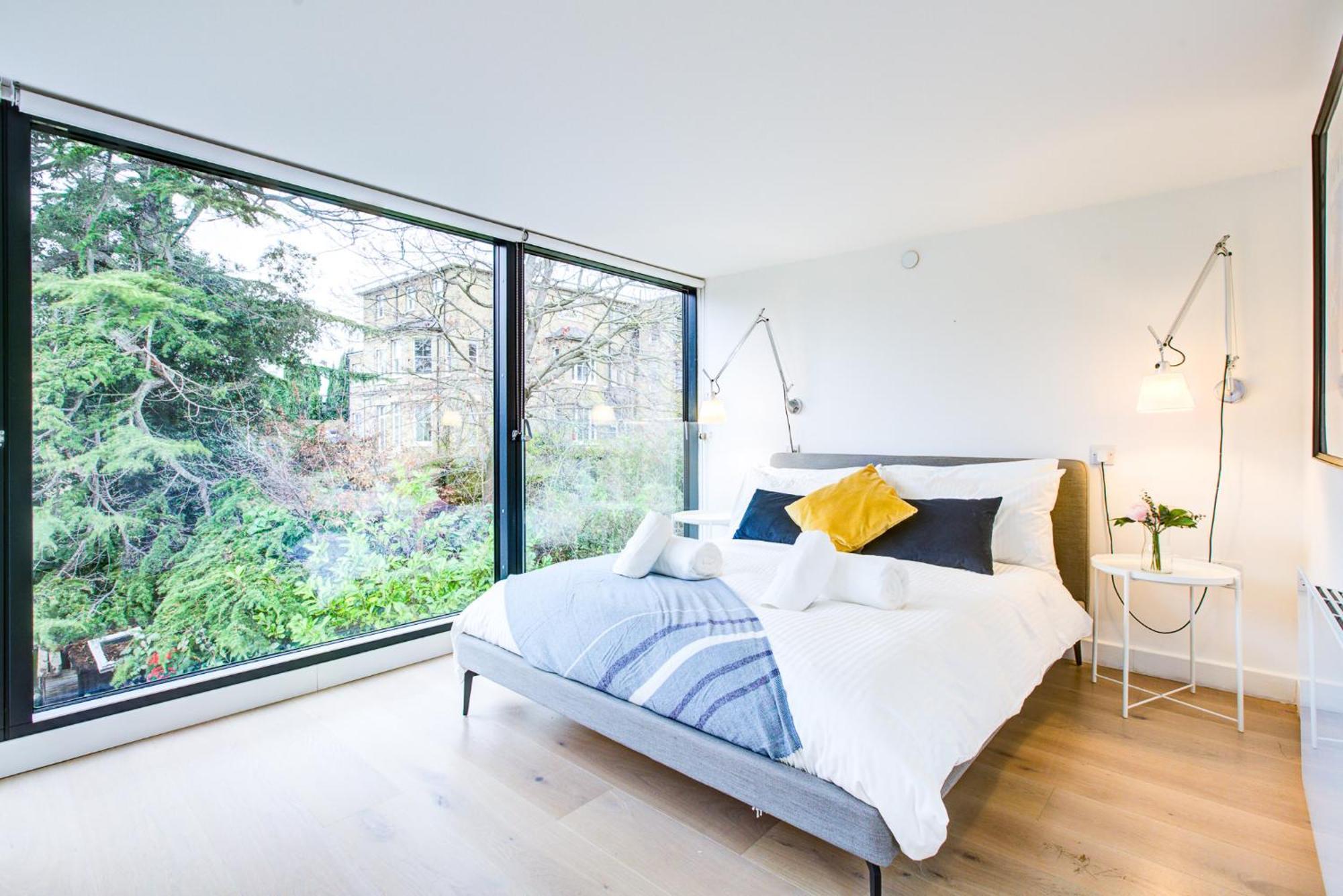 Neoteric Home Wimbledon Village London Exterior photo